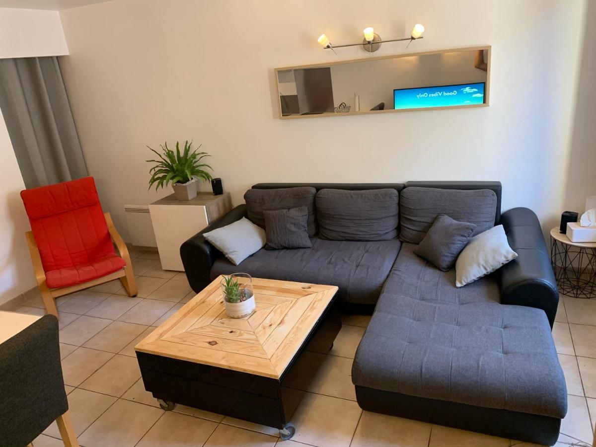 Appartement moderne au centre-ville de Vaison Extérieur photo